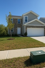 Building Photo - 2202 Pine Valley Dr