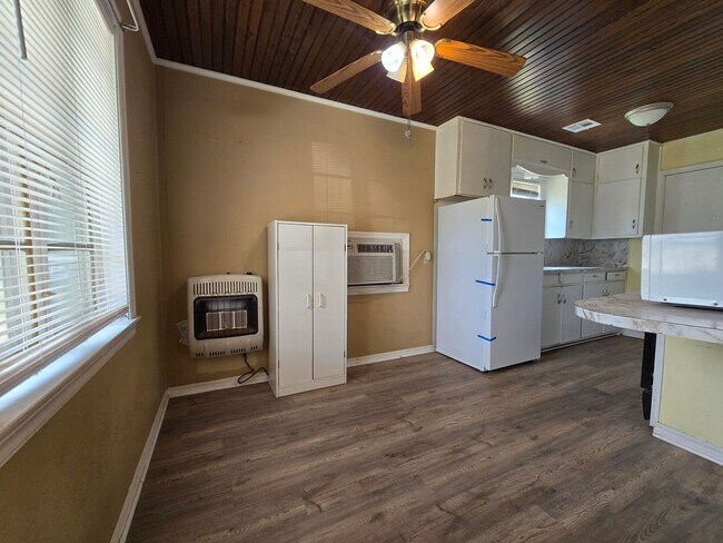 Foto del edificio - Cute 2 bedroom home near OBU