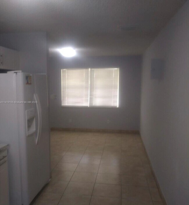 Building Photo - 4652 Myla Ln