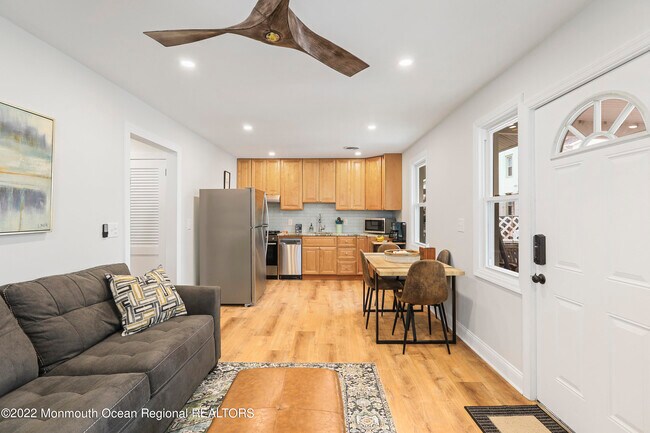 110 11th Ave Unit Rear West - 4