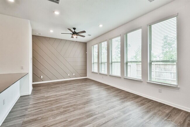 Foto del edificio - 582 Dry Fork Ln