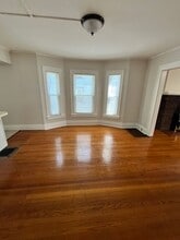 Building Photo - 103-105 Trinity Pl