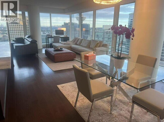 Photo du bâtiment - 1011 W Cordova St