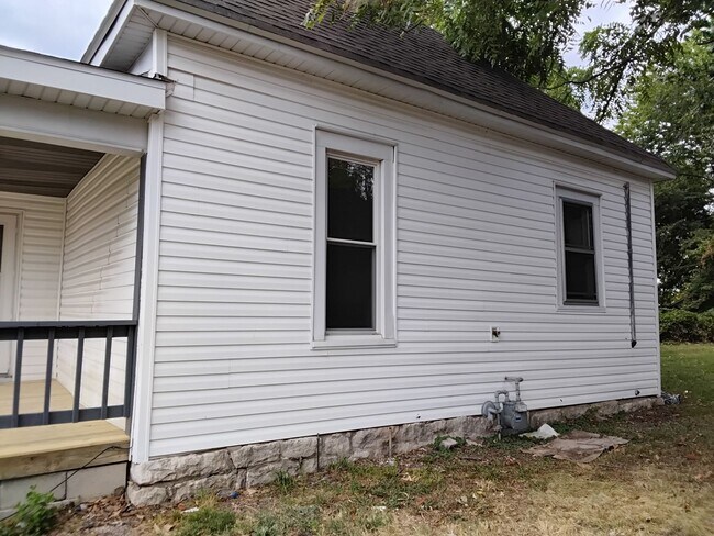 Foto del edificio - 1632 N Irving Ave