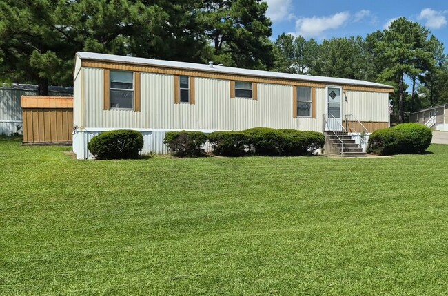 Building Photo - 1112 Deep River Ct