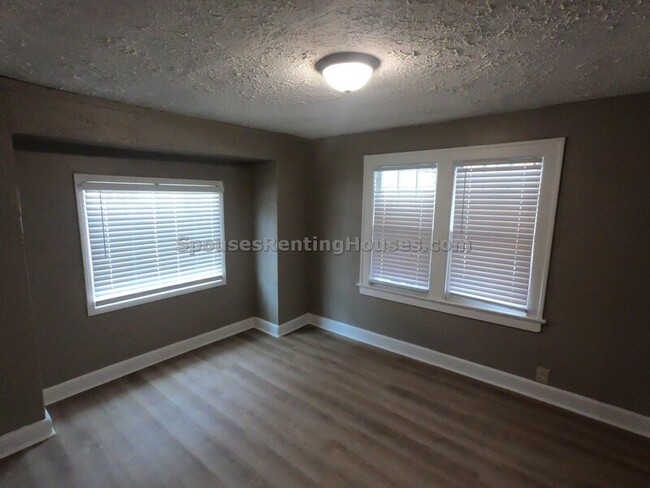 Building Photo - 2020 Brookside Pkwy N Dr