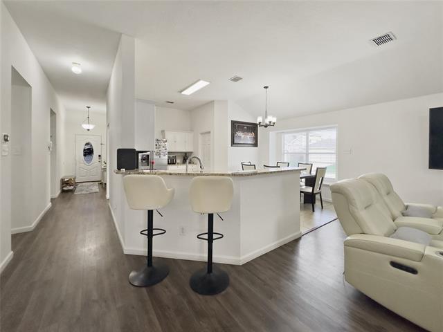 Foto del edificio - 2823 Brookhurst Dr
