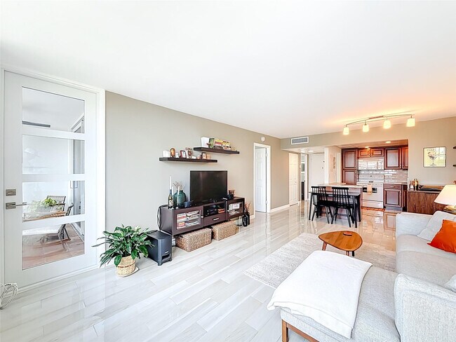 Foto del edificio - 2741 Taft St