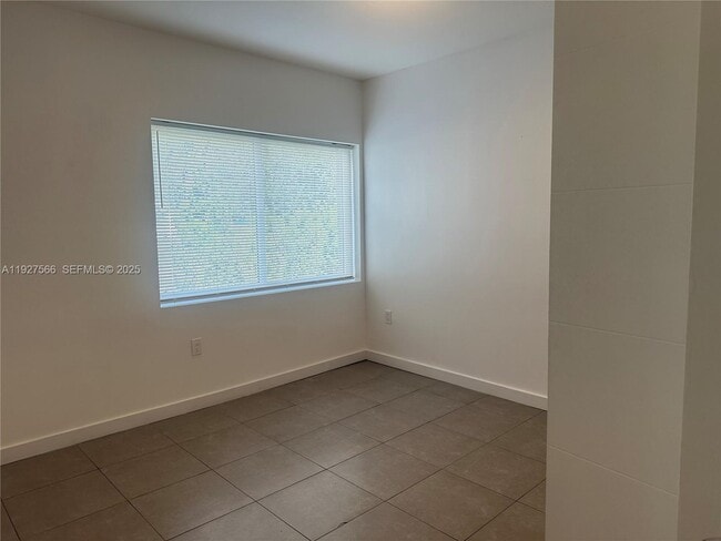 Foto del edificio - 2206 Simms St