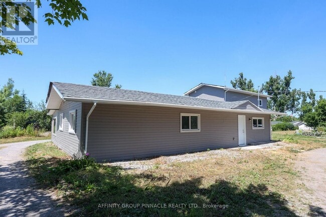 Building Photo - 26-26 Stoney Creek Rd