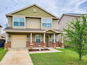 Building Photo - 1705 Wickham Dr