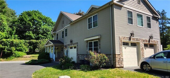 Building Photo - 279 Quarry Rd