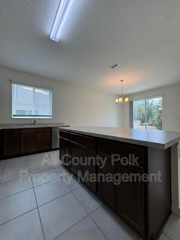 Foto del edificio - 7163 Cruz Ct