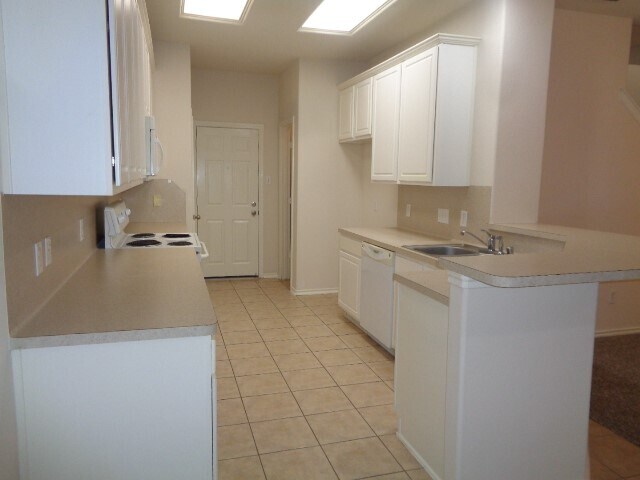 Foto del edificio - 17631 Kennesaw Mountain Ln