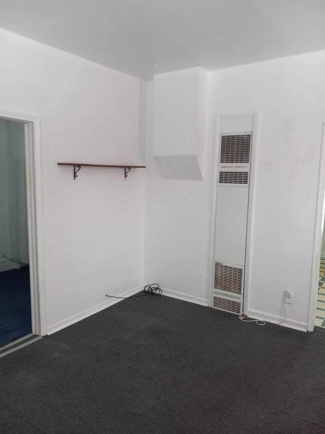 Foto del edificio - 910 Prouty Ave