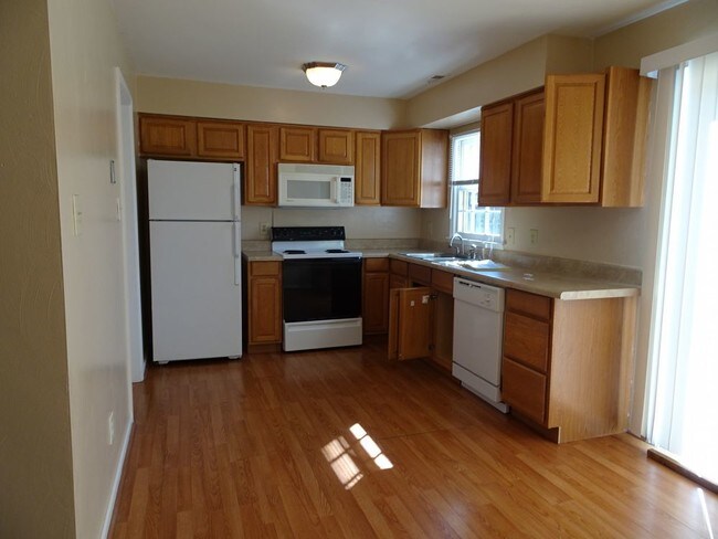 Building Photo - 125 Elmhurst Ct