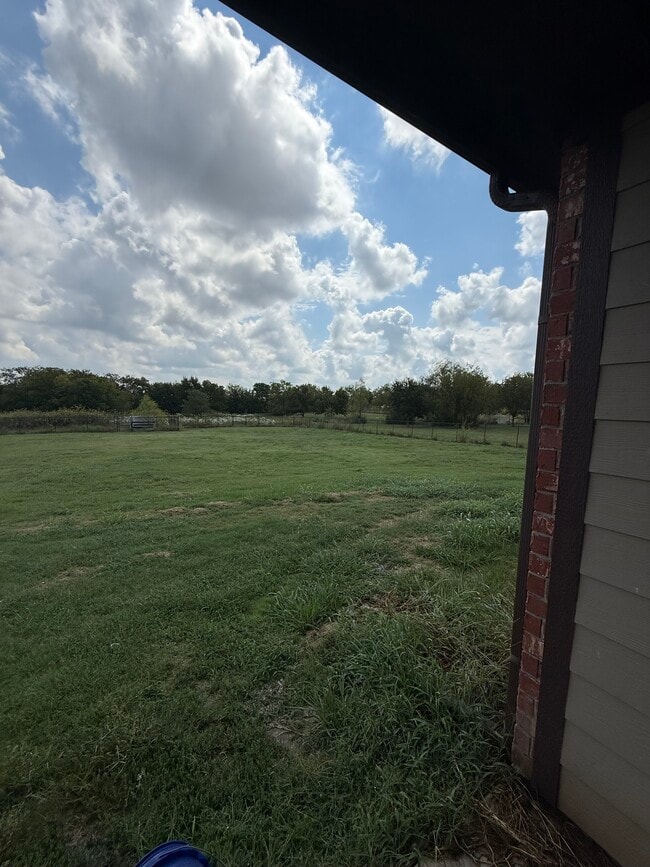 Building Photo - 3029 County Road 2606