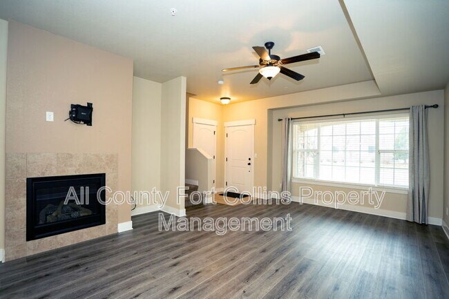 Foto del edificio - 5020 Cinquefoil Ln