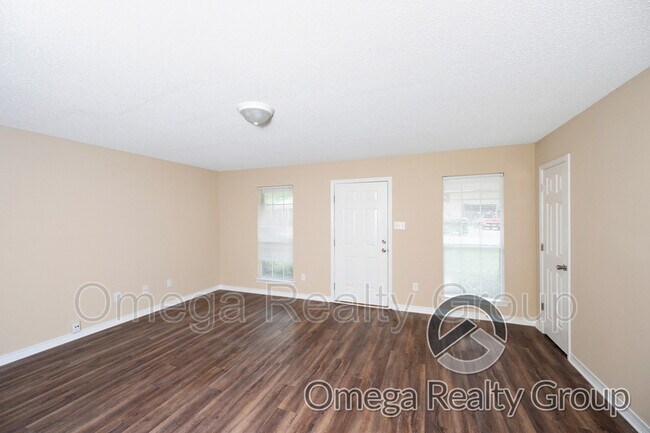 Foto del edificio - 2713 Lost River Rd