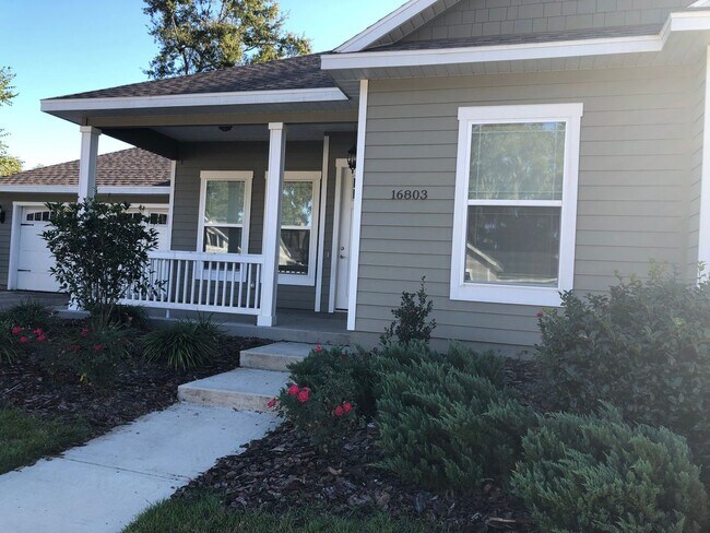 Foto del edificio - 4 br, 2 bath House - 16803 NW 168th Terrace