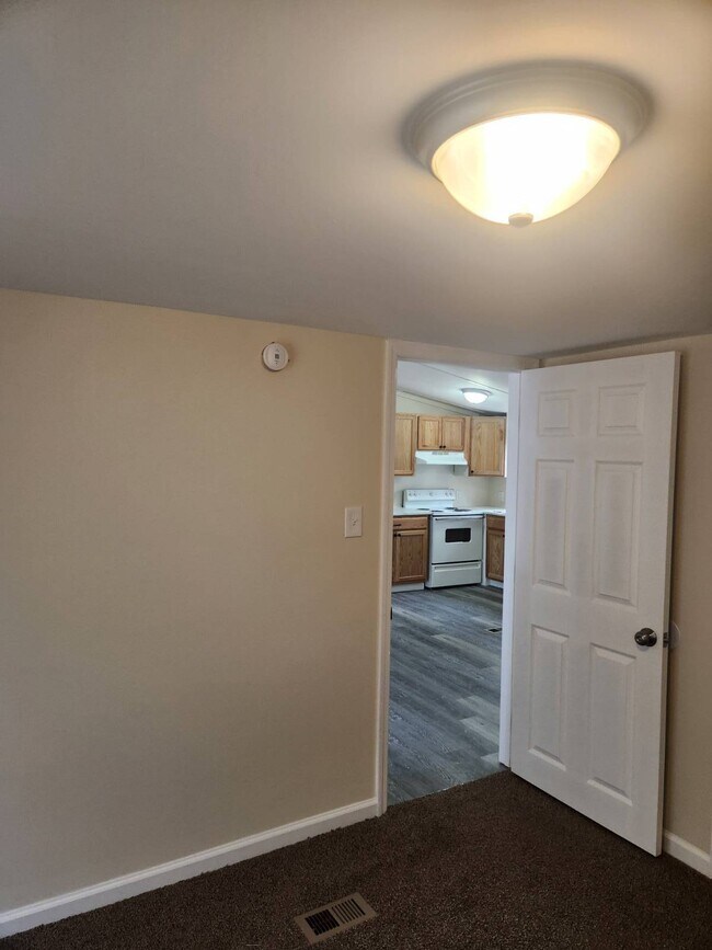 Foto del edificio - 743 Three Bridges Estates Cir