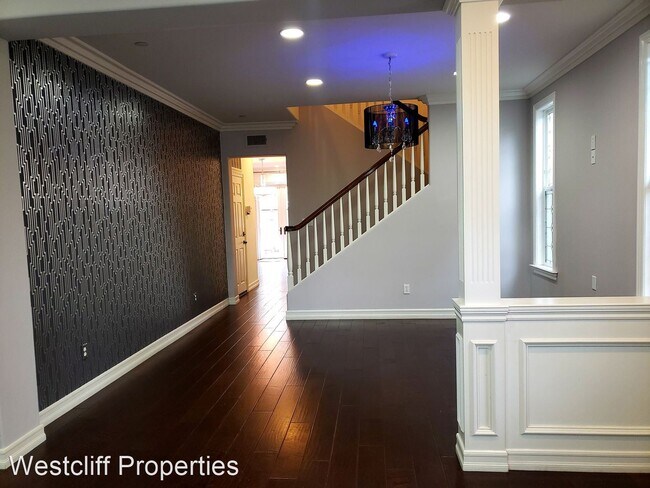 Building Photo - 3 br, 3 bath House - 1316 Corte Alemano
