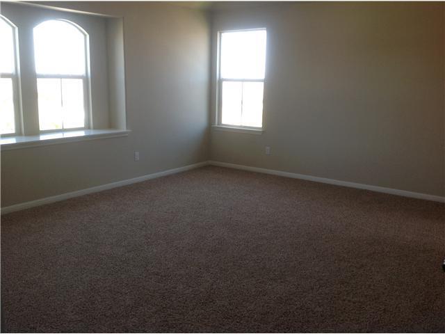 Building Photo - 805 Royal Burgess Dr