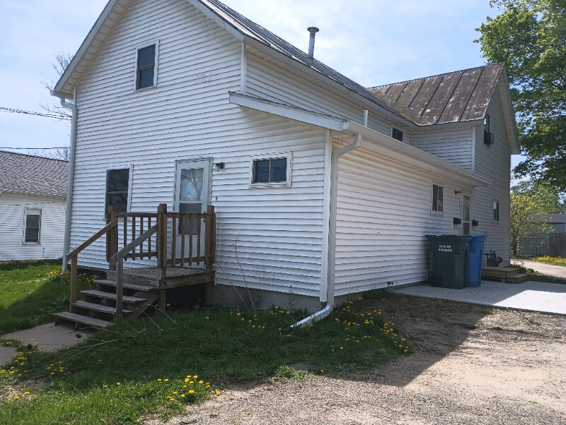 516 S Center St, Baraboo, WI 53913 Townhome Rentals in Baraboo WI