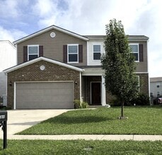 Building Photo - 11727 Trottingham Cir