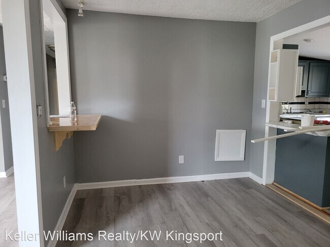 Foto del edificio - 3 br, 2 bath House - 826 Harding Ave