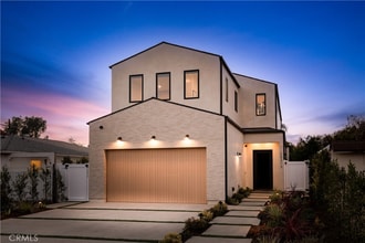 Building Photo - 12213 Allin St