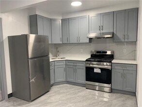 Building Photo - 352 92nd St