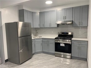 Building Photo - 352 92nd St