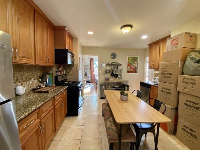 Foto del edificio - 393 1st St