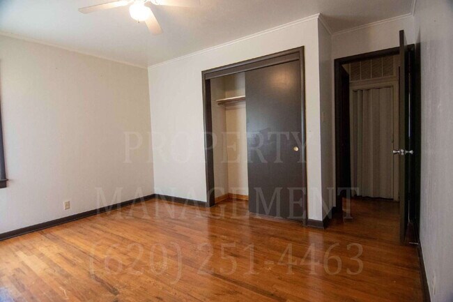 Foto del edificio - 712 S Cline Rd