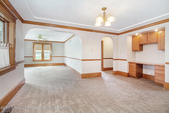 Dining Room - 602 S Lansing St
