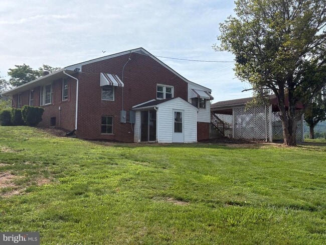 Building Photo - 5268 Old Barboursville Rd