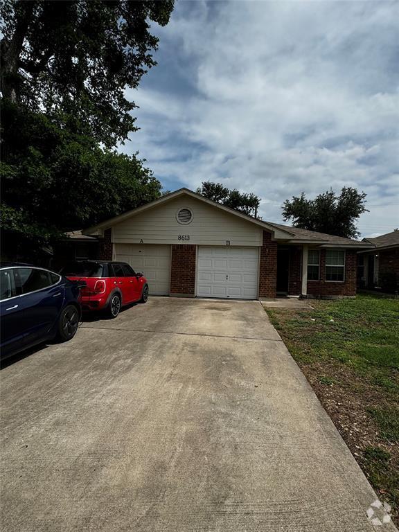 Building Photo - 8613 Talyne Chaise Cir