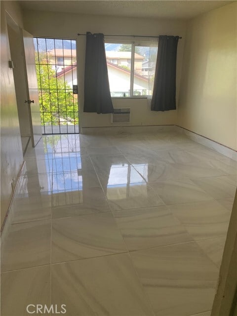 Foto del edificio - 116 Fano St