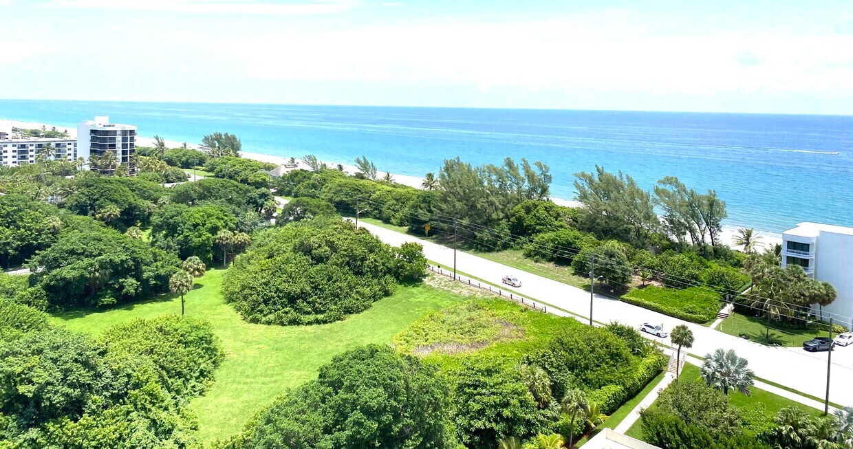 Primary Photo - 2121 N Ocean Blvd
