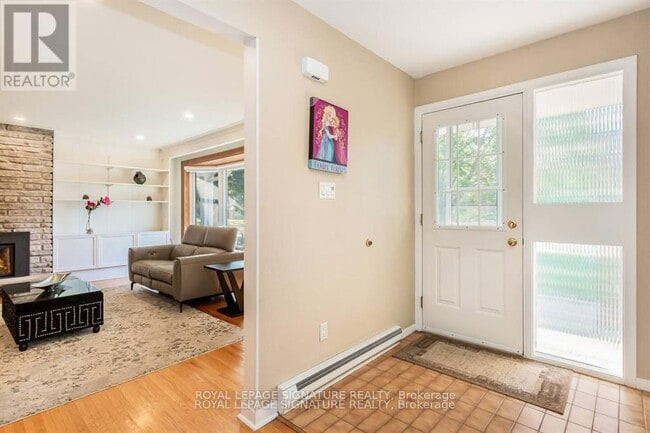 Building Photo - 153 Ulster Dr