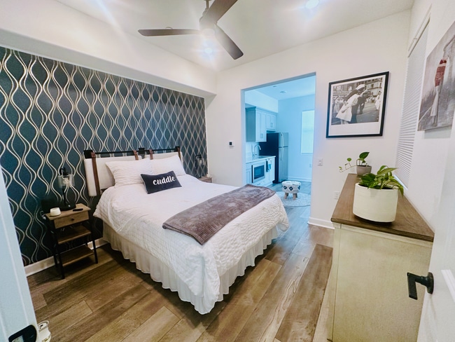 Building Photo - 10405 Galen Way