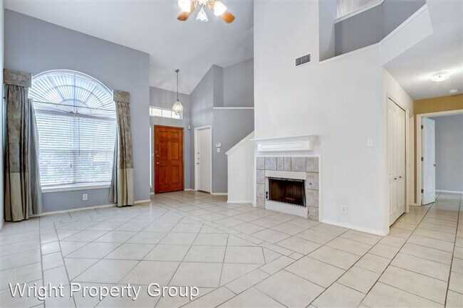 Foto del edificio - 6002 Woodway Pl