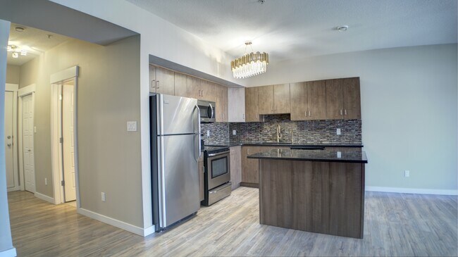 Photo du bâtiment - 10518-10113 113 St