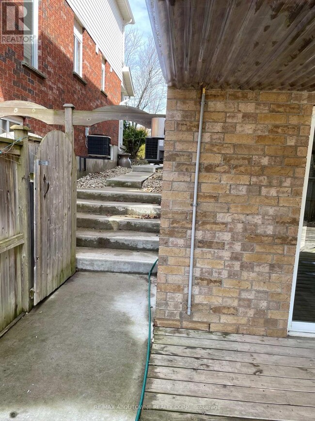 Building Photo - 23 Drohan Dr