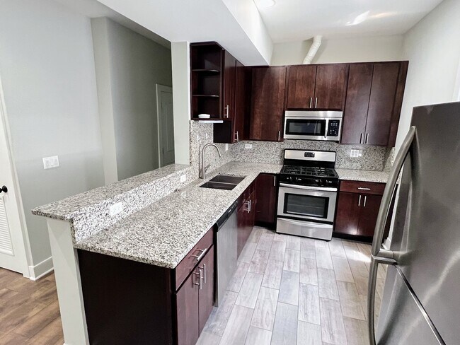 Foto del edificio - 3355 W Huron St