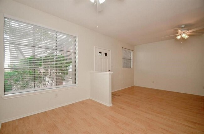 Building Photo - 1103 Dulles Ave