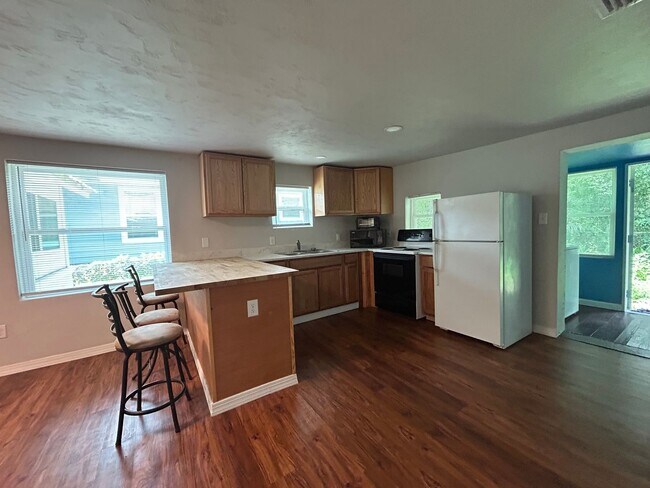 Foto del edificio - Charming 2 bedroom, 2 bath + bonus office ...