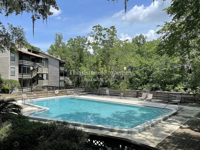 Foto del edificio - 1604 Arcadia Dr