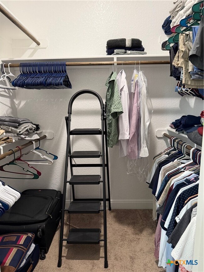 Foto del edificio - 1619 Sideoats Ln